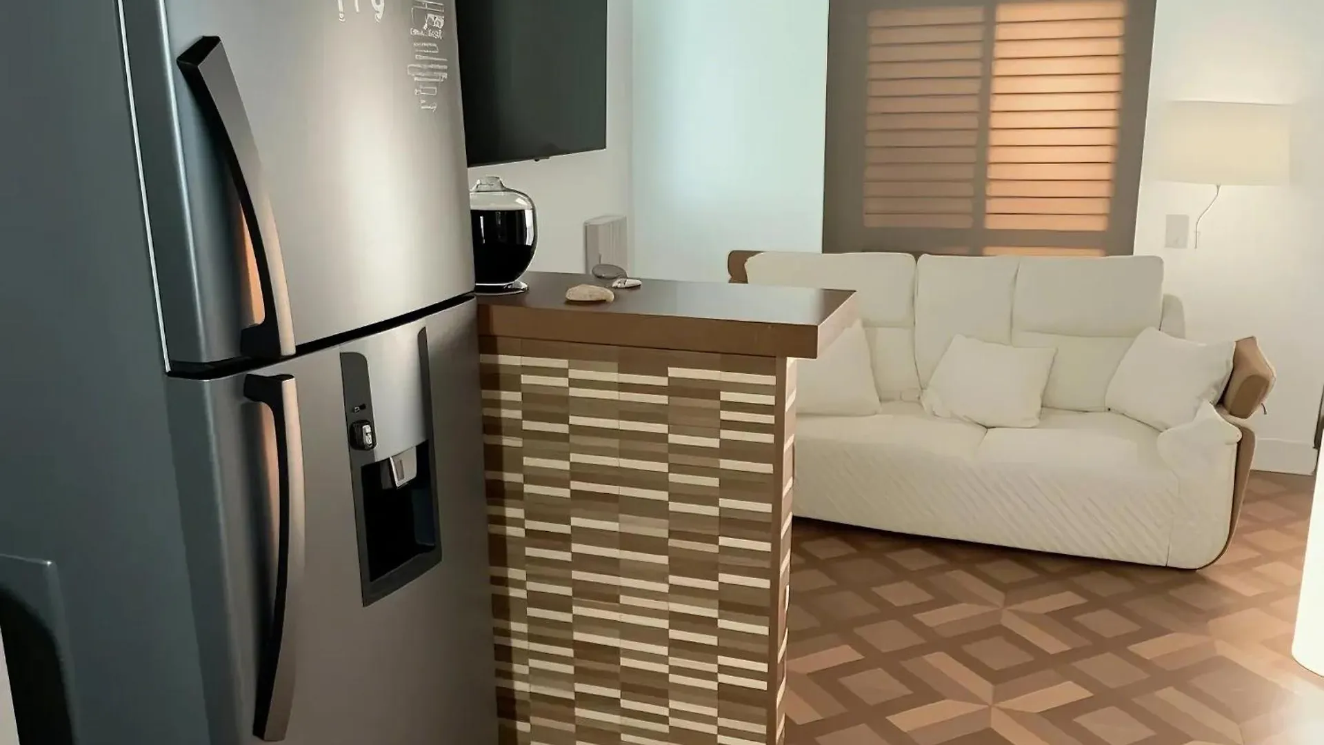 Aparta Suite Torre De Prado 502 Medellin